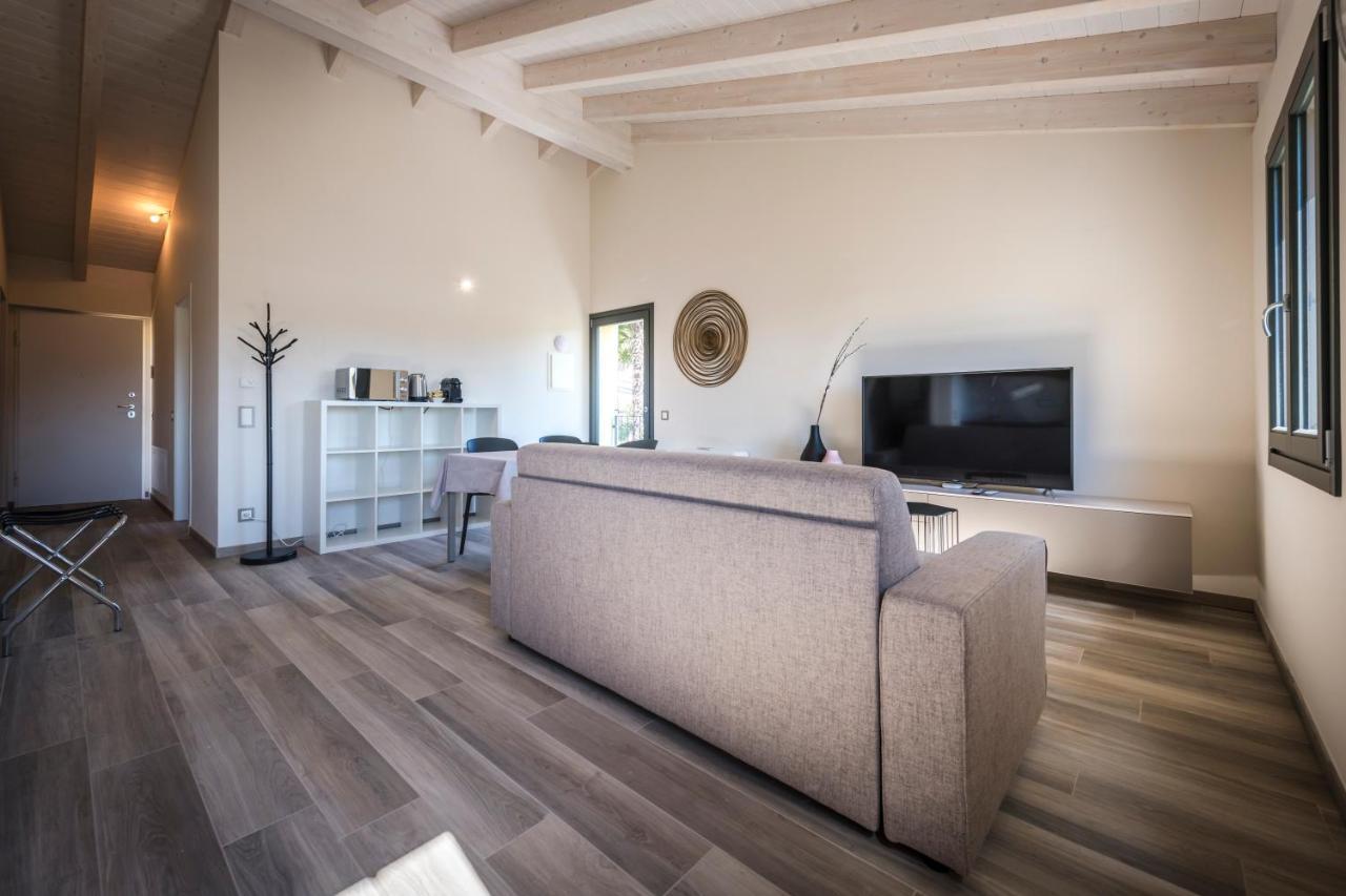 Lugano Suites Gravesano Εξωτερικό φωτογραφία